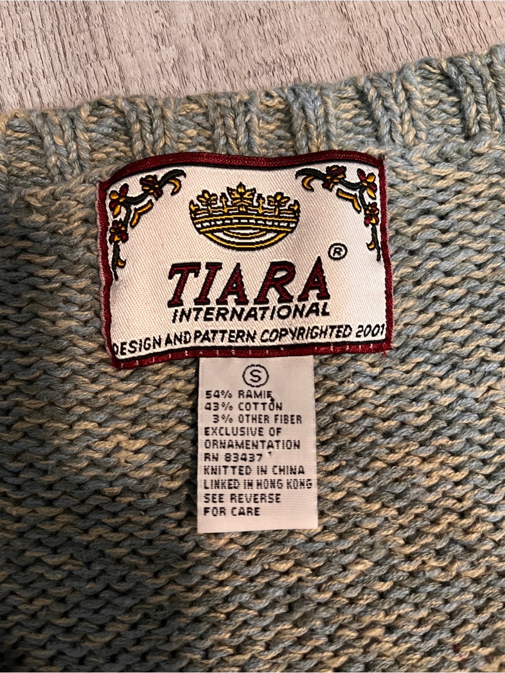 Vintage Tiara Christmas sweater - Picture 4 of 5